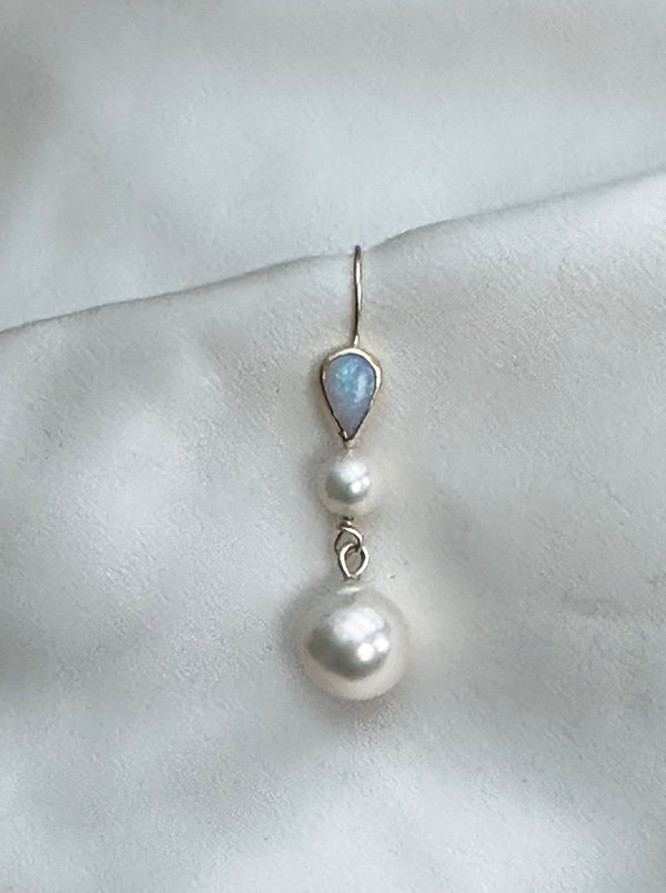 Pearl and opal earring
