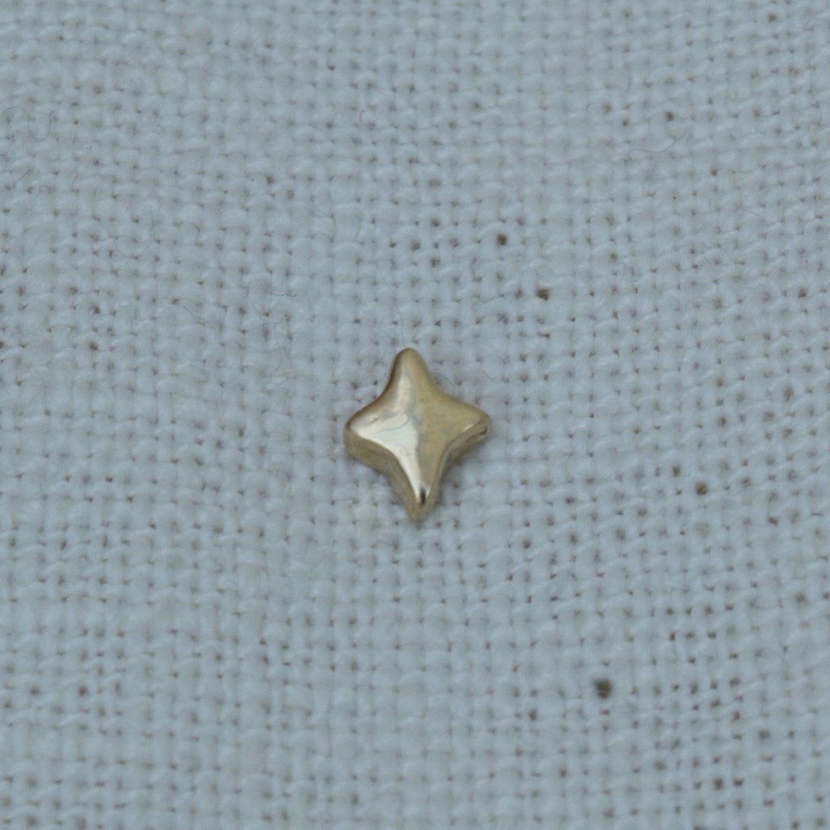 Star earring