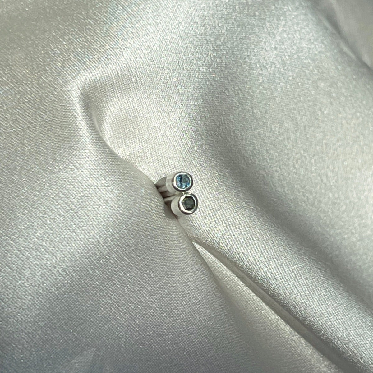 Silver dot earring