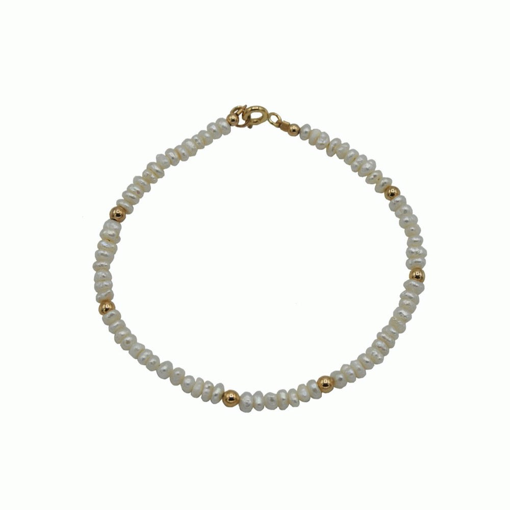 Pearl bracelet