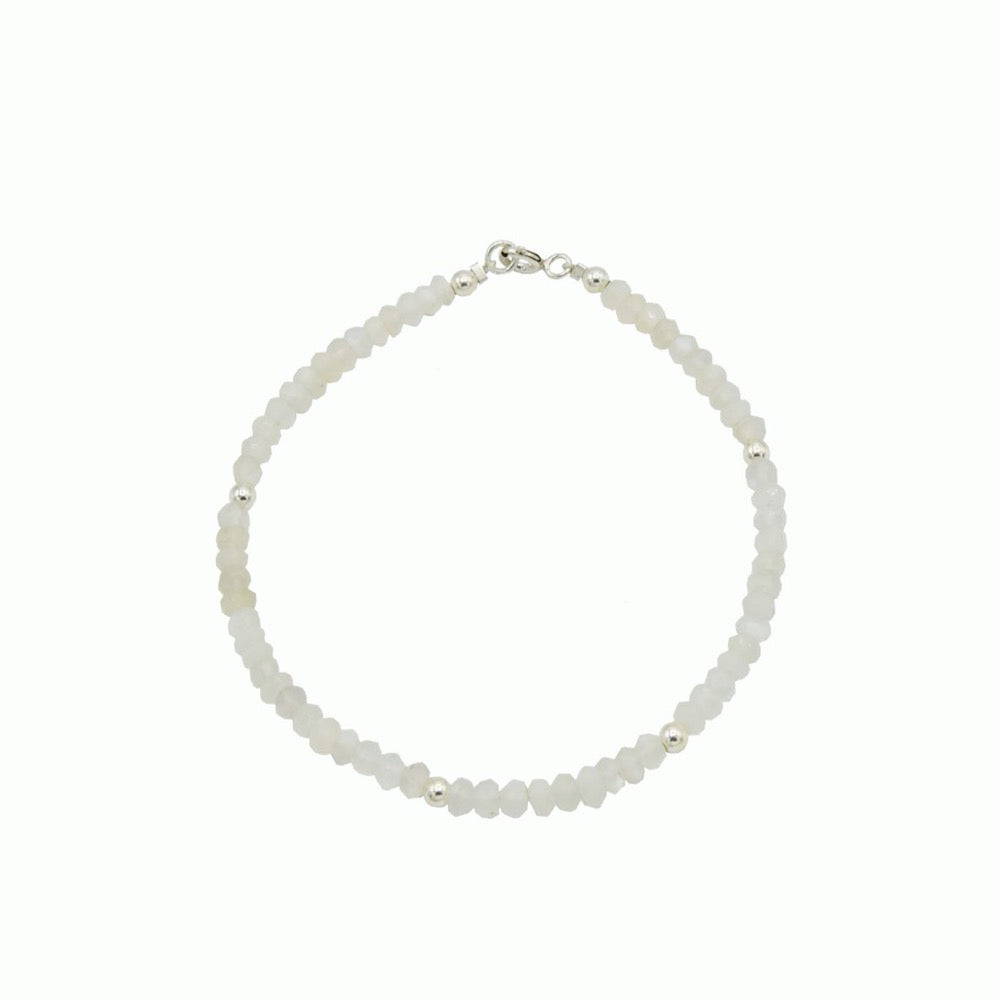 Silver and moonstone bracelet